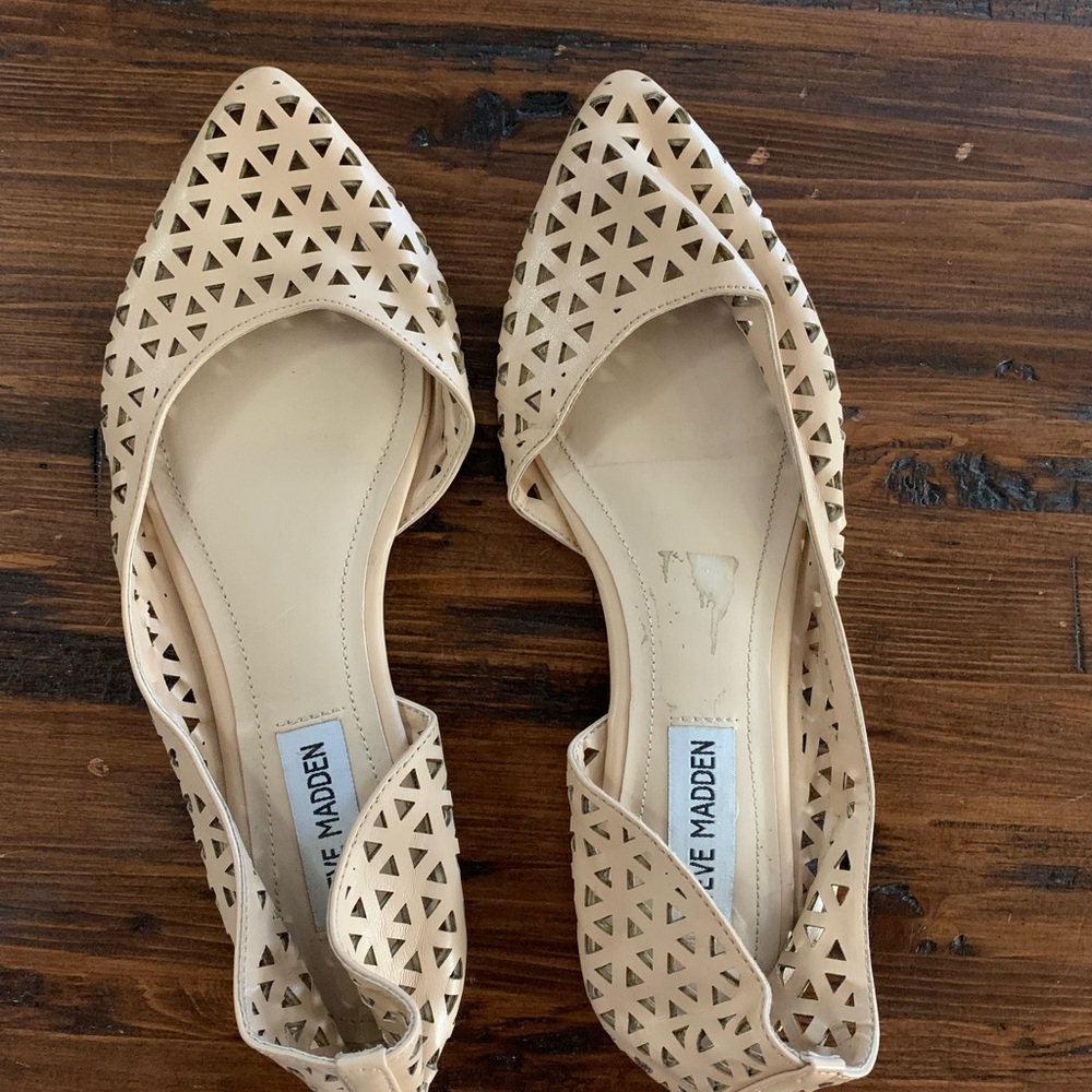 Steve Madden Nude Flats